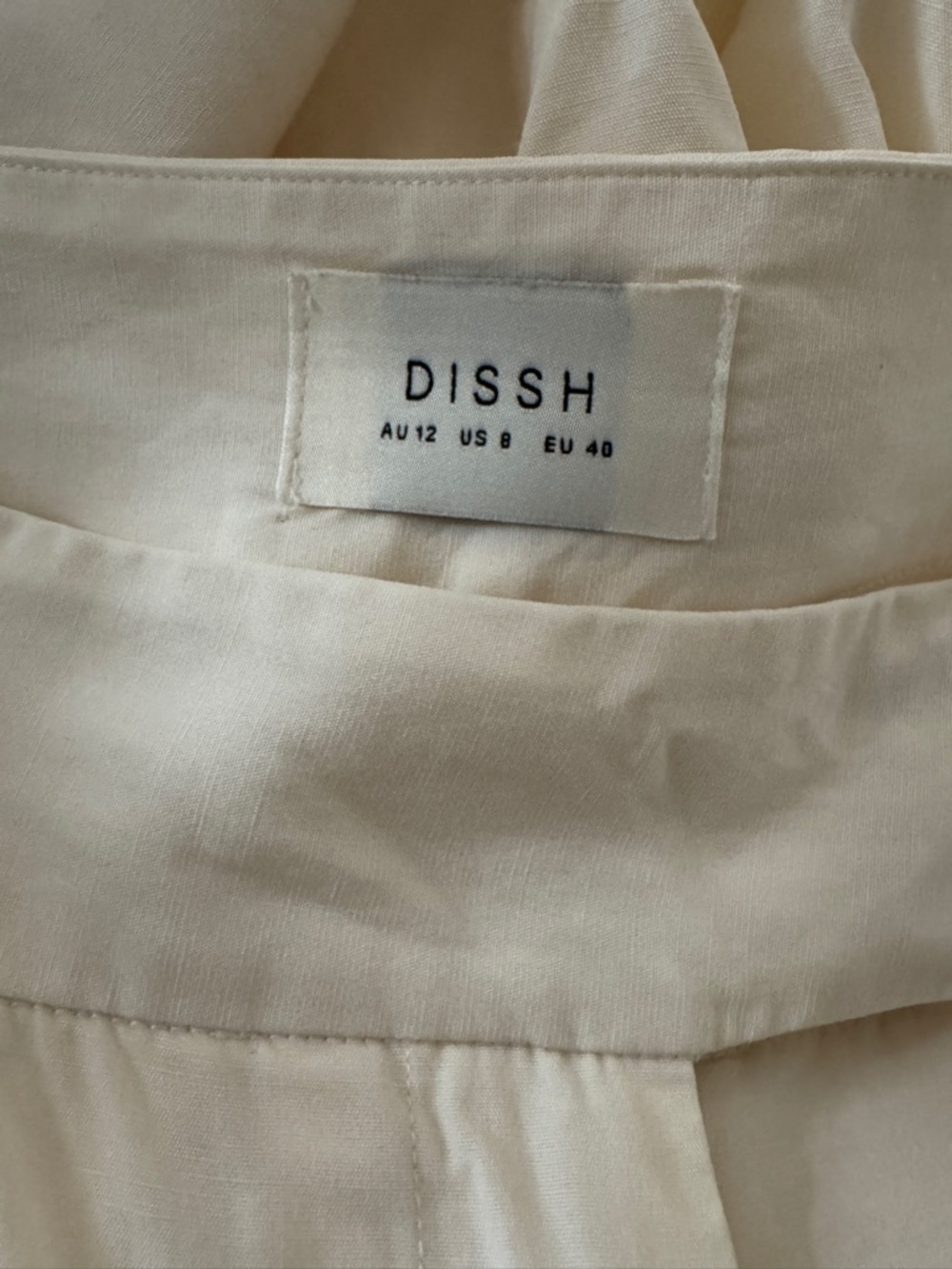 DISSH Cream high-rise, wide-leg tailored trouser rise 13’/ inseam 27’ SZ 8